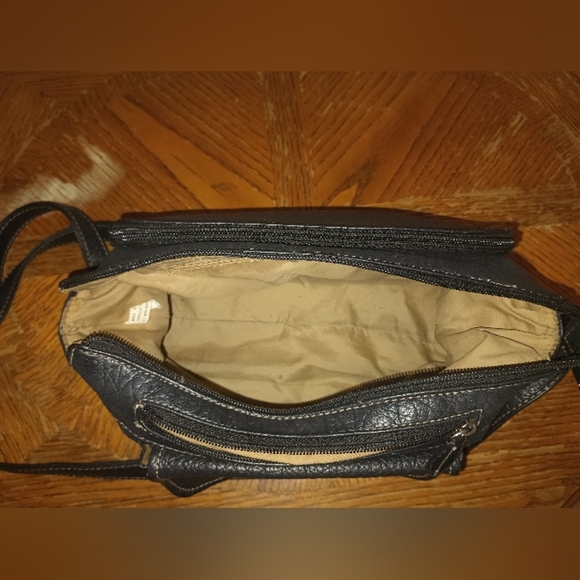 Black Leather Bag - Picture 9 of 10